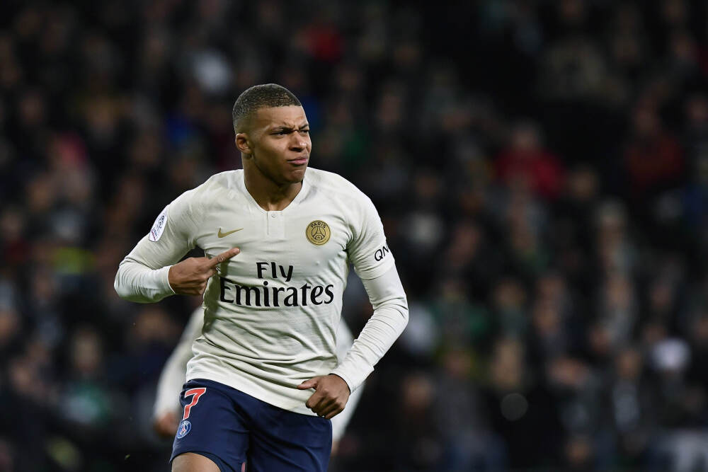 津媒：海牛如果无法摆脱资金困境，或许将提前预订一个降级名额